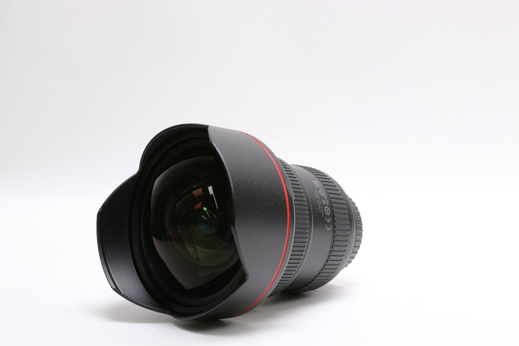 Canon EF 11-24mm f/4L USM Lens w/ Hood, Case, Caps!