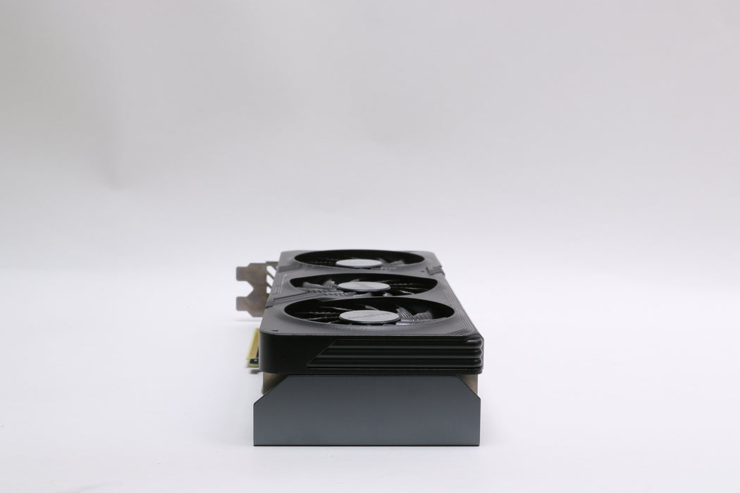 GIGABYTE Radeon RX 7600 XT Gaming OC 16GB GDDR6 — photo 6 of 7