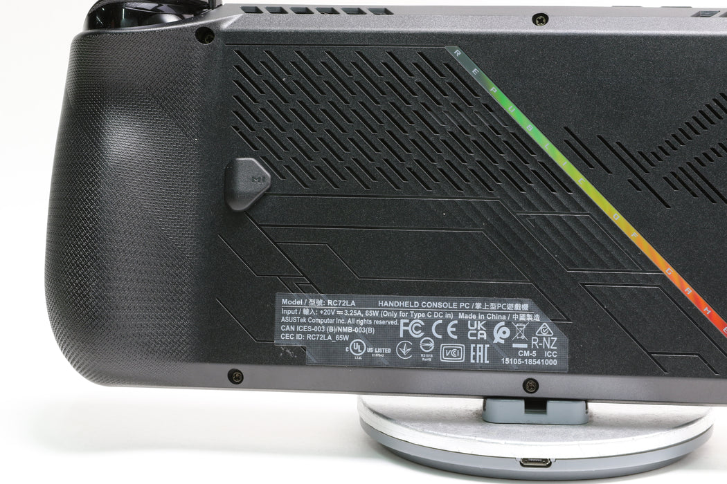 ASUS ROG Ally X 1TB Black Console — photo 4 of 13