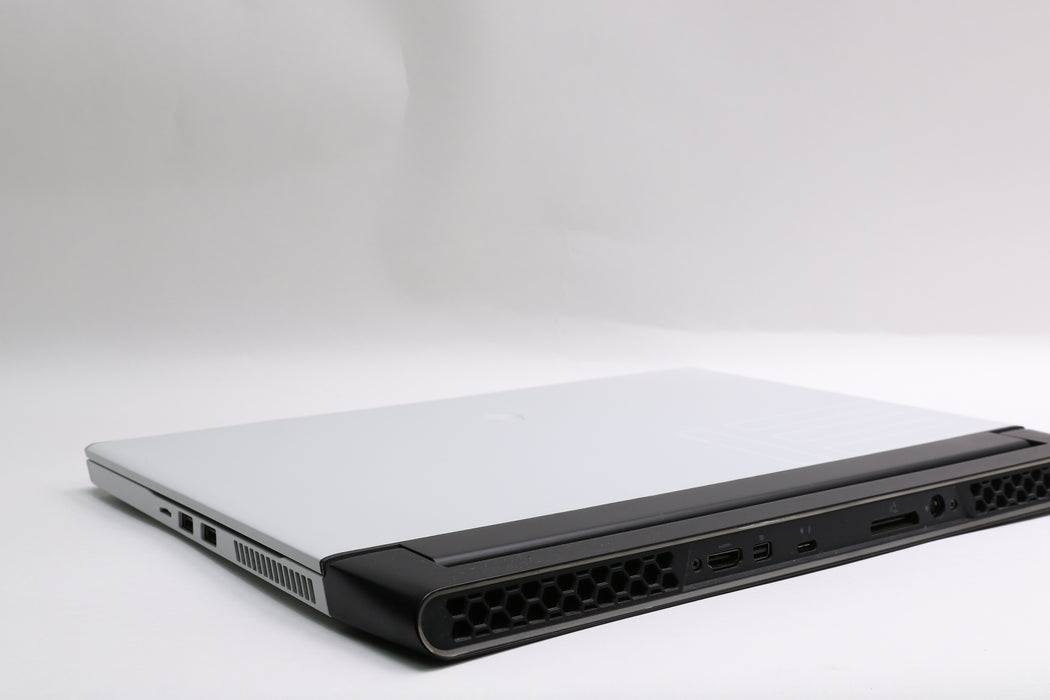 15" Alienware m15 R3 P87F, i7-10875H, 32GB, 512GB SSD, RTX 2070