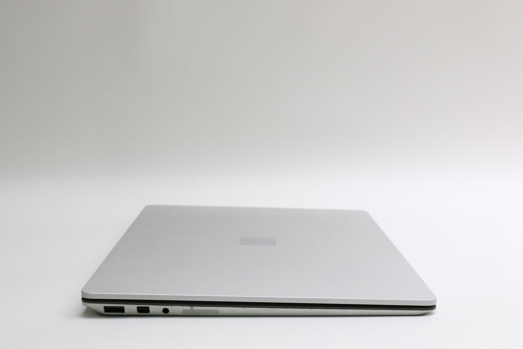 13.5" Microsoft Surface, i7-8650U, 16GB, 512GB SSD, Touchscreen