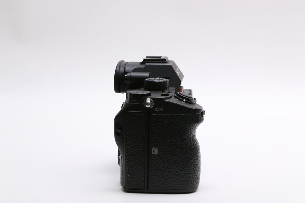 Sony Alpha a7 III 24.2MP Mirrorless Camera — photo 2 of 8