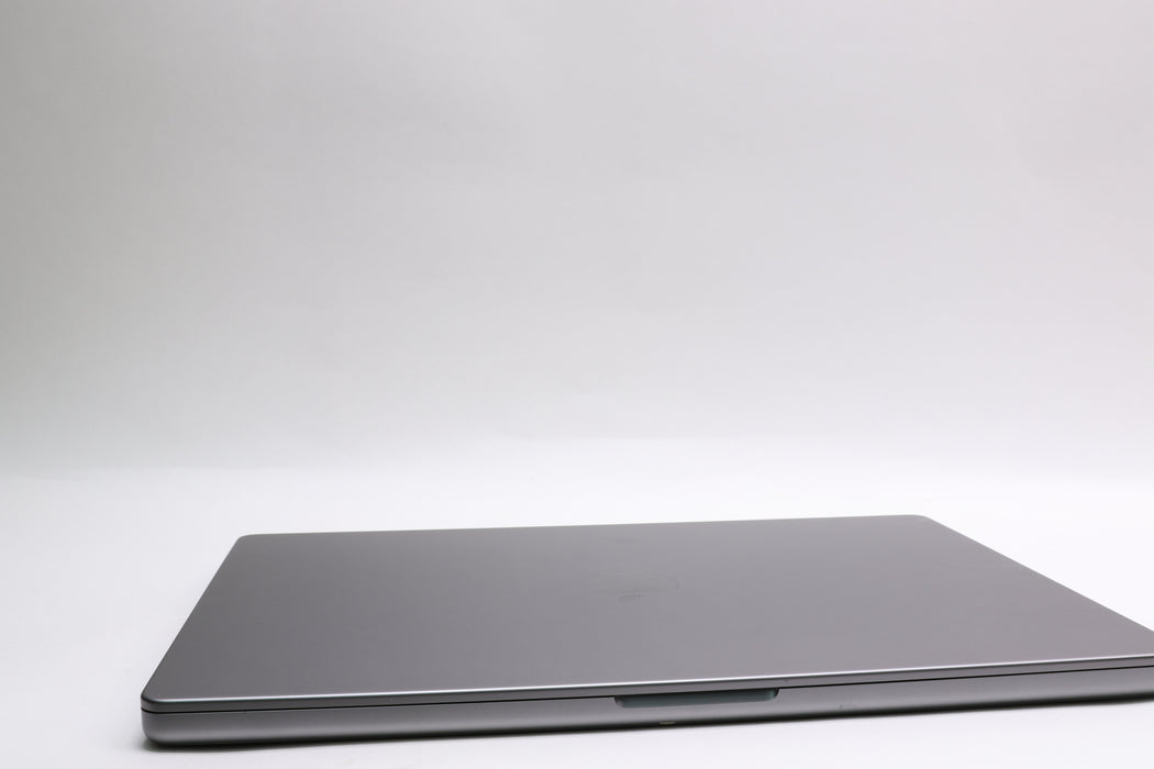 16" 2021, MacBook Pro, BTO, Apple M1 Pro, 32GB, 1TB SSD, 16C — photo 11 of 13
