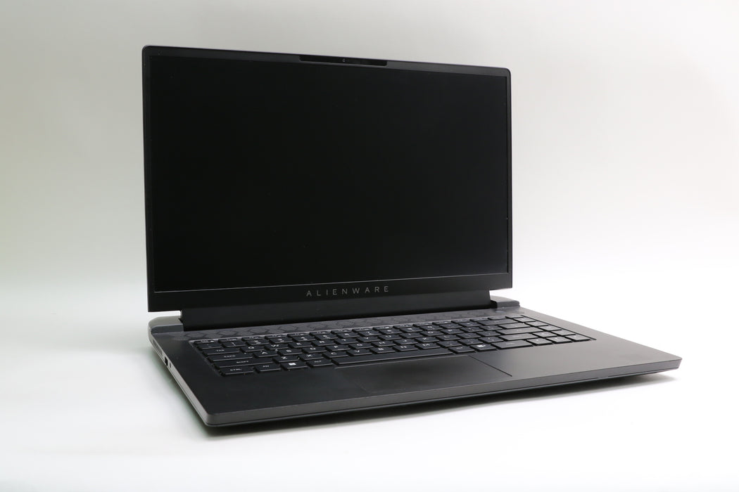 15" QHD Alienware m15 R7, i7-12700H, 16GB, 1TB SSD, RTX 3060, 100% Battery!