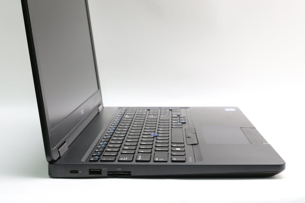 15.6" Dell, Precision 3520, i7-7700HQ 2.80GHz, 16GB, 256GB SSD, Quadro M620