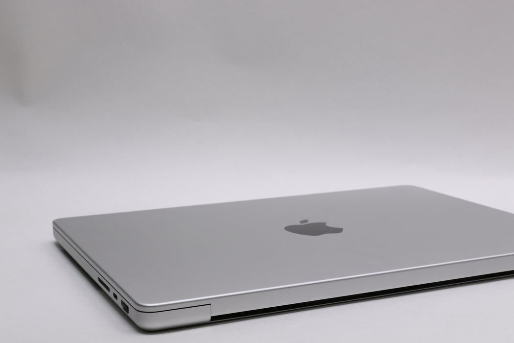 14" 2023, MacBook Pro, BTO, Apple M2 Max, 64GB, 1TB SSD, 30C — photo 7 of 13