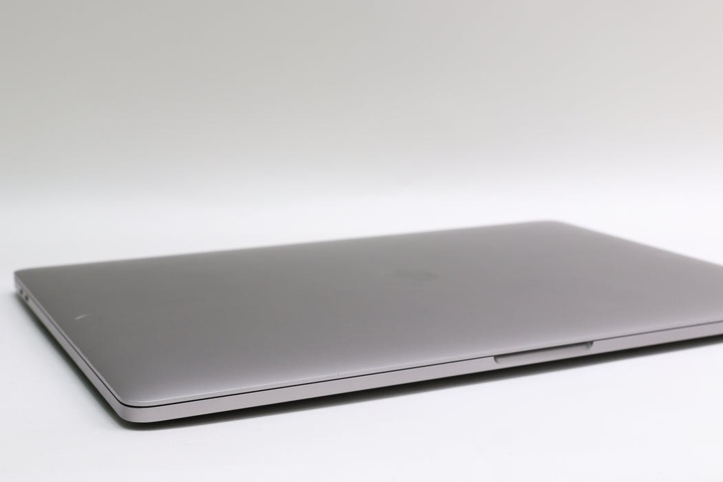 100%BATT, 15" 2017, Macbook Pro, MPTW2LL/A, i7-7920HQ, 16GB, 1TB SSD, Pro 560
