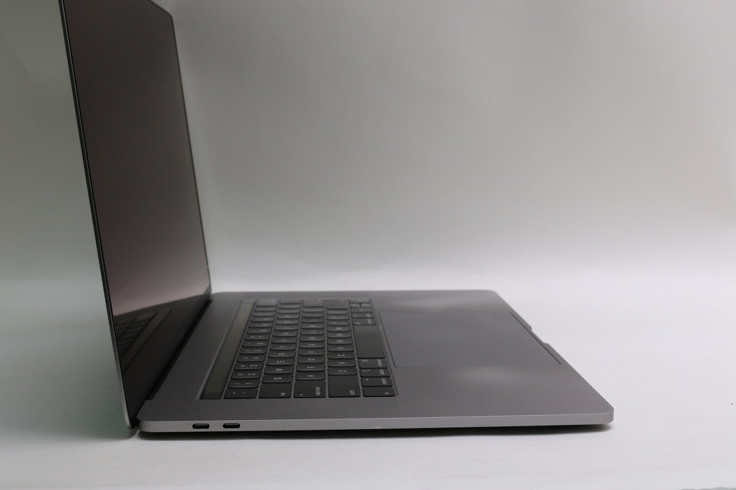 15" 2.8K 2018, MacBook Pro, BTO, i7-8850H, 16GB, 1TB SSD, Radeon Pro 560X
