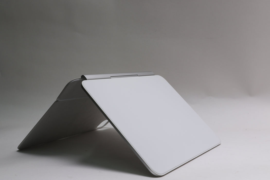 Apple Magic Keyboard for iPad Pro 11" M4 & M5, MWR03LL/A — photo 4 of 4