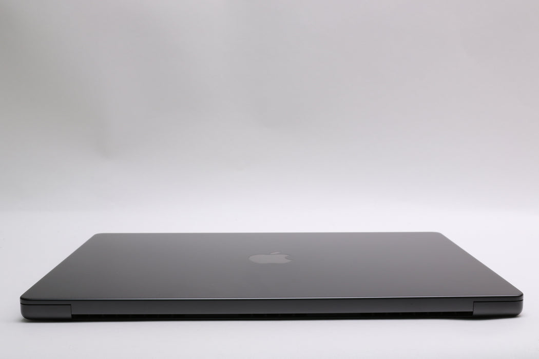 16" 2024, MacBook Pro, MX303LL/A, Apple M4 Max, 36GB, 1TB SSD, 32C, AC+ 2028! — photo 8 of 13