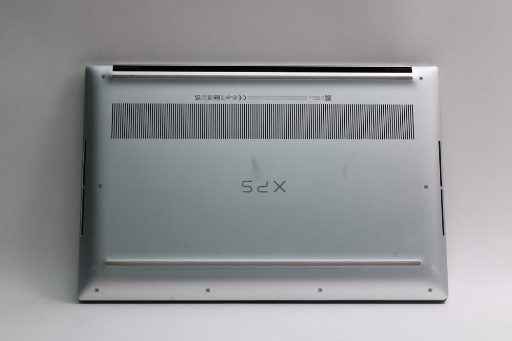 15" Dell XPS 15 9510, i7-11800H, 16GB, 512GB SSD, RTX 3050 Ti Laptop GPU