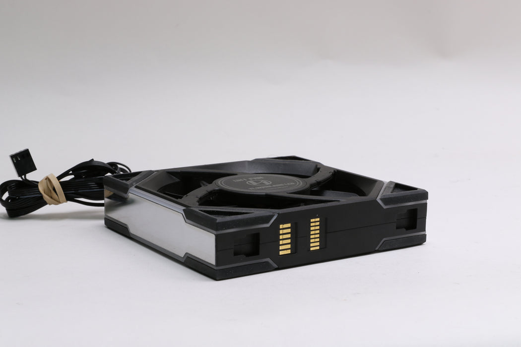 Lian Li Uni Fan TL Wireless LCD 120mm Fans 3x Pack — photo 4 of 5