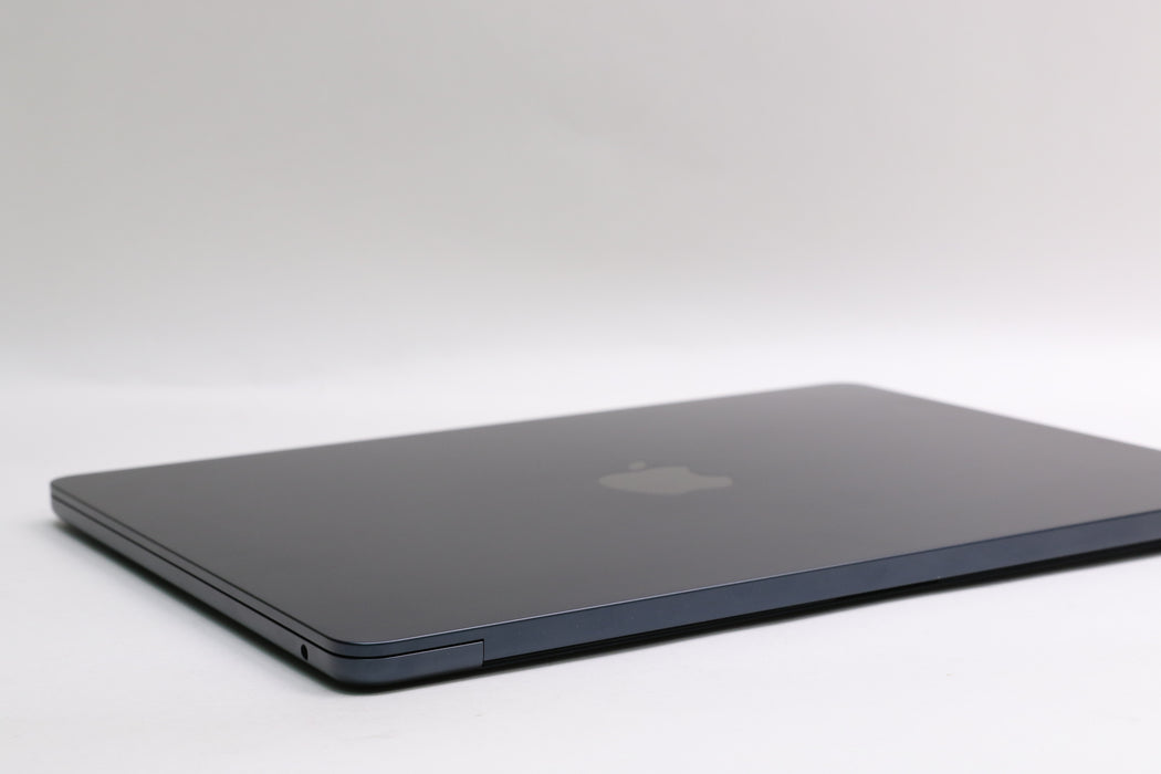 13" 2022, MacBook Air, MC7X4LL/A, Apple M2, 16GB, 256GB SSD, 8C, 100% Battery!