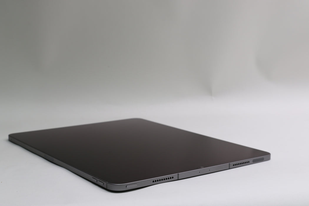 iPad Pro 6th Gen, 128GB, Unlocked, Space Gray, MP5X3LL/A 12.9”
