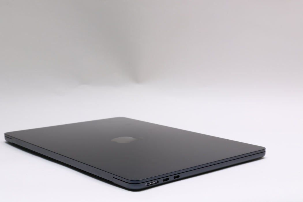 13" 2026, MacBook Air, MDHE4LL/A, Apple M5, 16GB, 512GB SSD, 8C, 100% Battery — photo 9 of 13