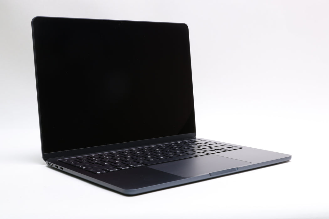 13" 2026, MacBook Air, MDHE4LL/A, Apple M5, 16GB, 512GB SSD, 8C, 100% Battery — photo 2 of 13