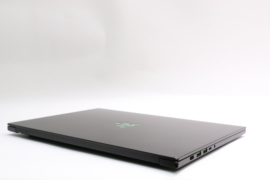 16" Razer Blade 16 RZ09-0528, Ryzen AI 9 365, 64GB, 2TB SSD, RTX 5080