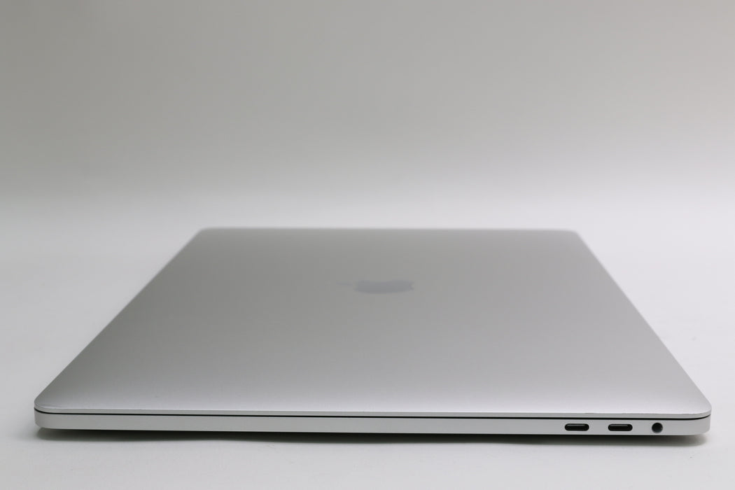 15" 2017, MacBook Pro, BTO, i7-7920HQ, 16GB, 256GB SSD, Radeon Pro 560