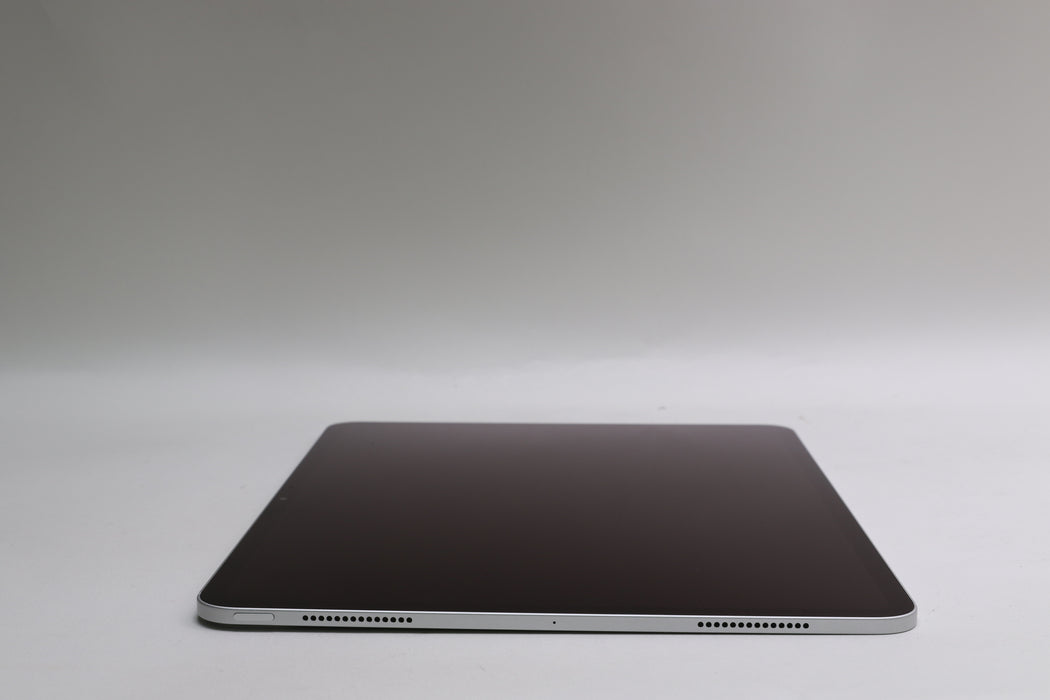 iPad Pro 13" M4, 512GB, Wi-Fi Only, Silver, MVX53LL/A w/ Magic Keyboard!