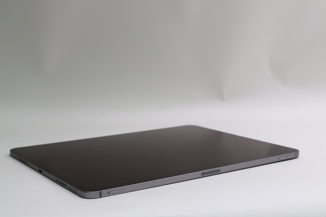 iPad Pro 6th Gen, 128GB, Unlocked, Space Gray, MP5X3LL/A 12.9”