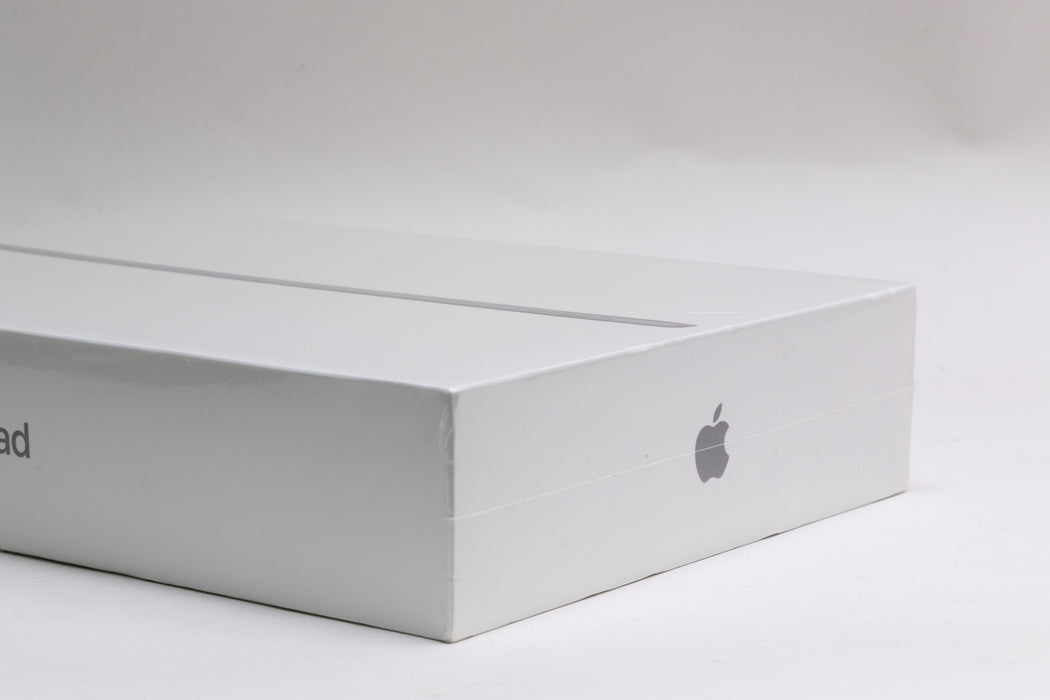 Brand New! 10.2" iPad 9th Generation, 256GB, Wi-Fi Only, Space Gray, MK2N3LL/A — photo 4 of 4