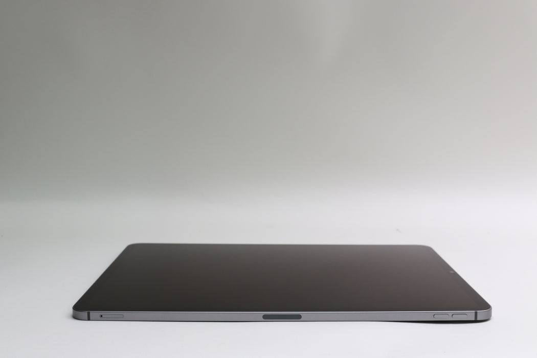 iPad Pro 6th Gen, 256GB, Unlocked, Space Gray, MP603LL/A 12.9”, Apple Pencil!