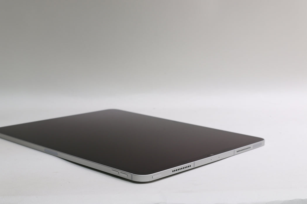 iPad Pro 12.9" M1, 5th Gen, 512GB, Unlocked, Silver, MHP03LL/A + Keyboard Folio!